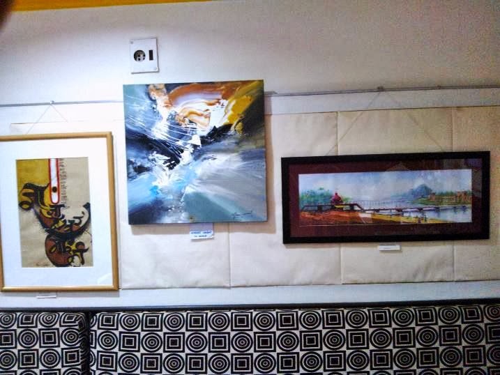 The Picture Frame and Paintings - Vivek Patwardhan